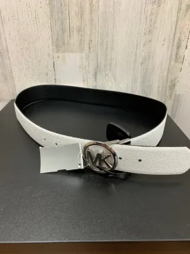Belt By Michael Kors  Size: M