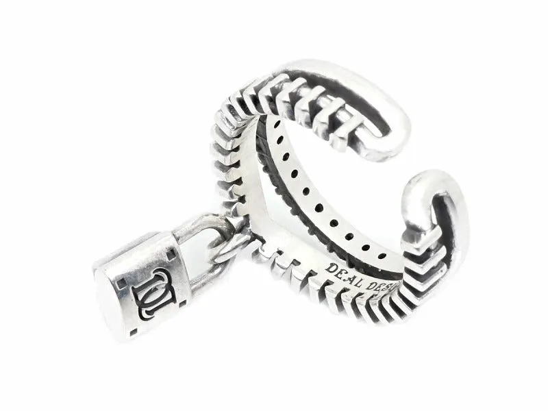 Flash Zip with Stone Ring