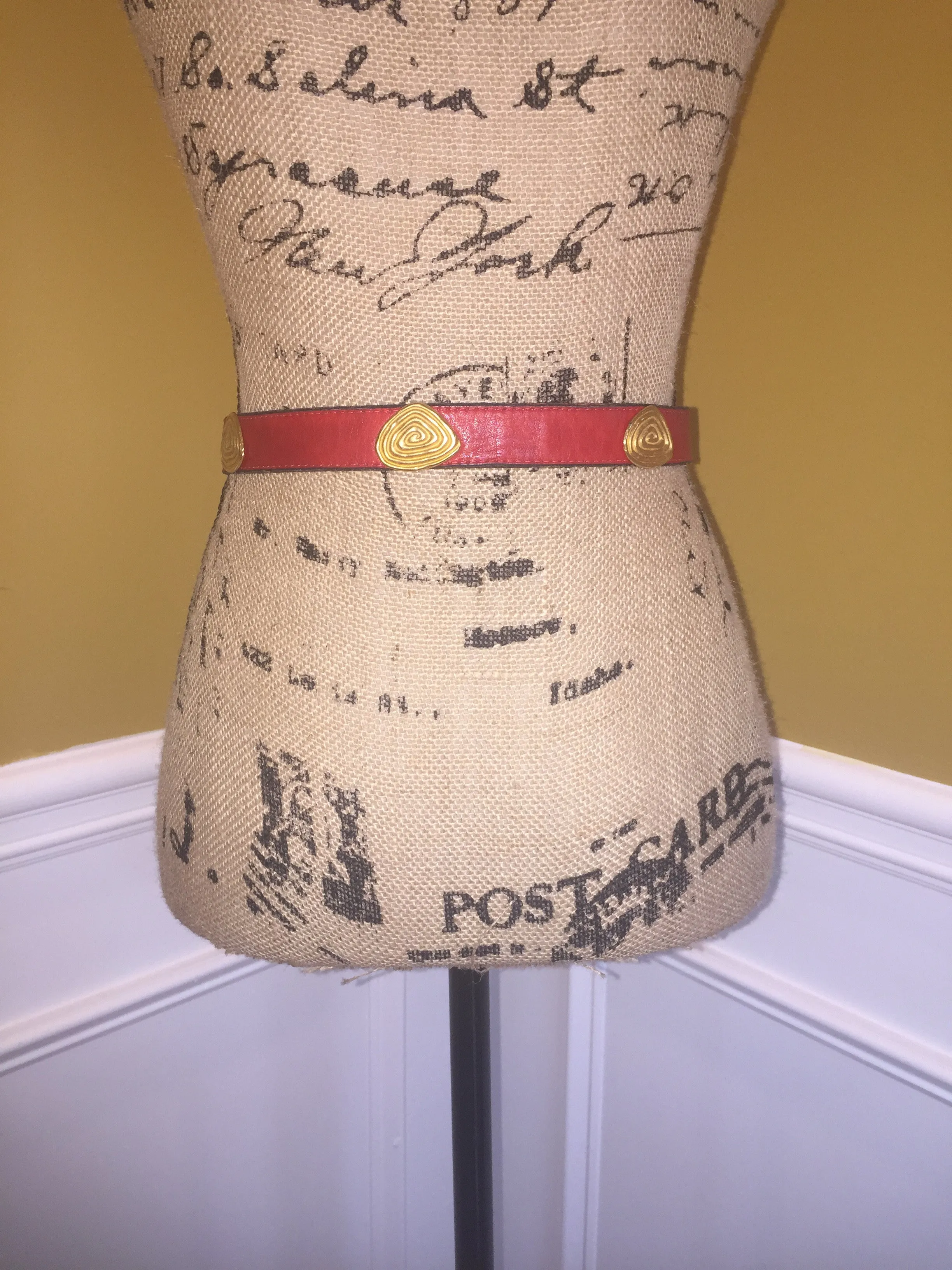 Vintage Red Leatherock Belt - Size Small